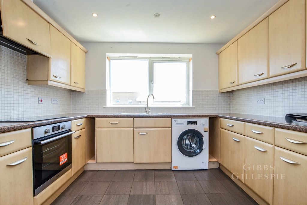 Property photo 1 of 14 Pbox-Img.Jpg