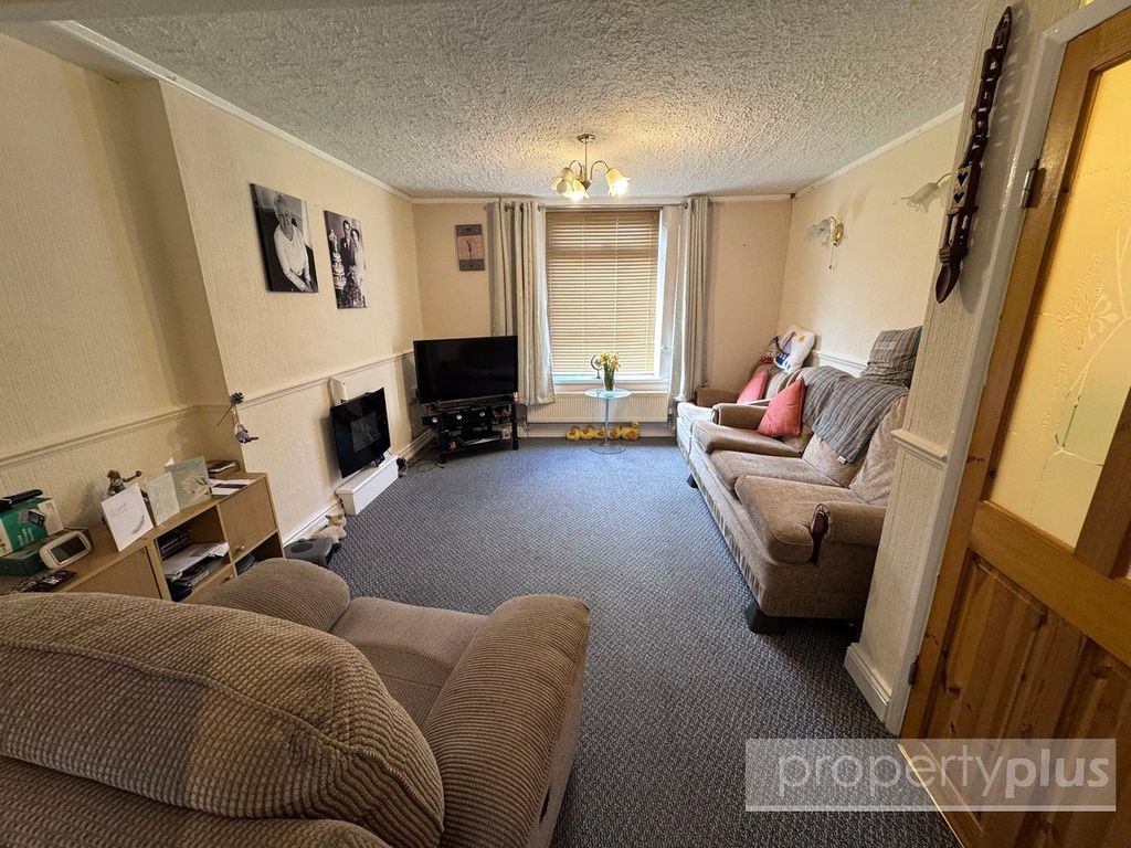 Property photo 2 of 13 Picture No. 07