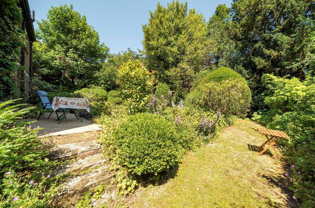 Property photo 3 of 48 Picture No. 23