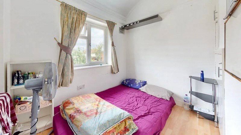 Property photo 3 of 8 Picture No. 05