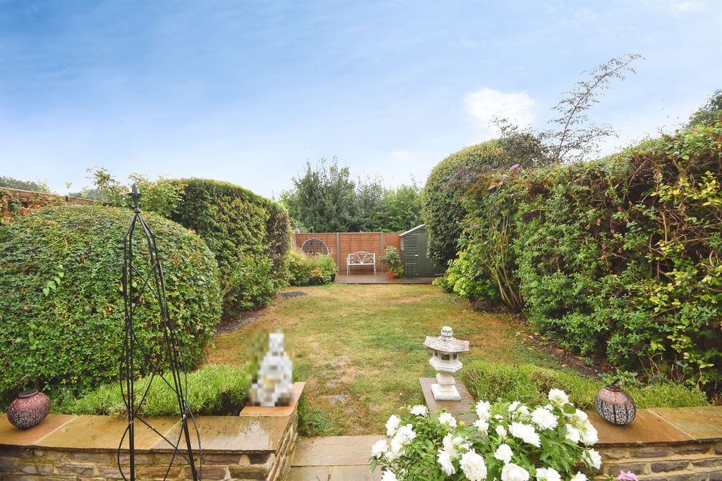 Property photo 2 of 17