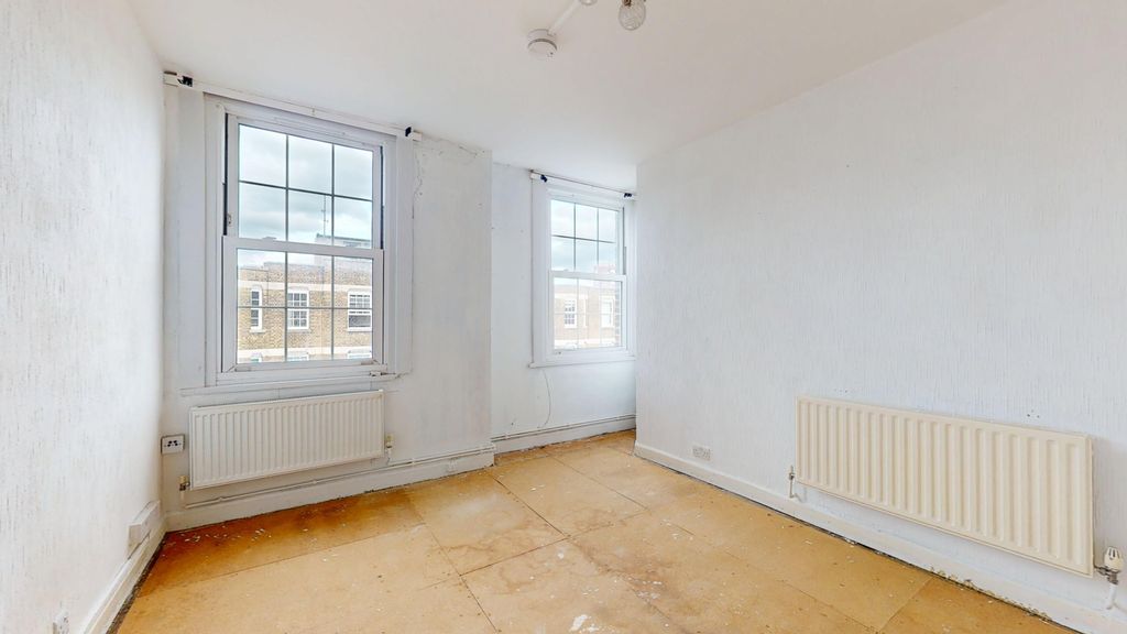 Property photo 3 of 14 68 Pilton Place, Walworth, London, Se17 1Dw