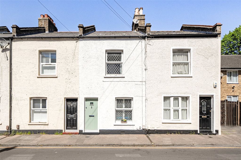Property photo 1 of 15 External