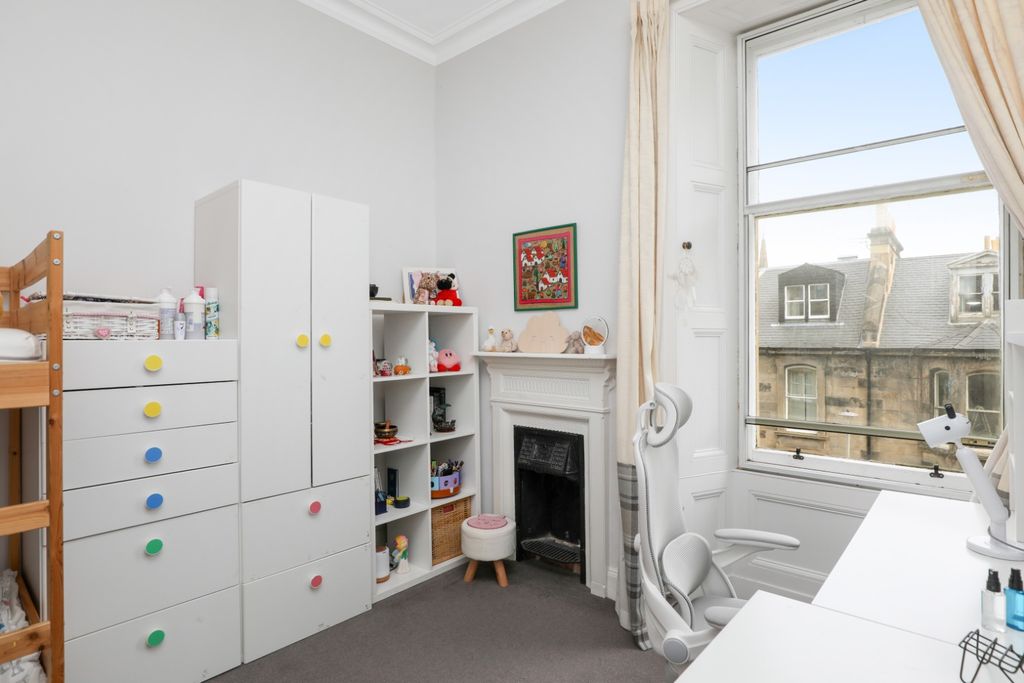 Additional image 13 of 4 bed flat for sale3 2F1 Merchiston Cresent, Merchiston, Edinburgh EH10