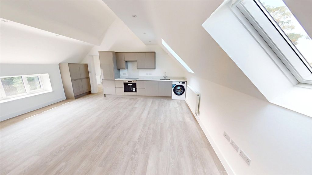 Property photo 2 of 11 Picture No. 02
