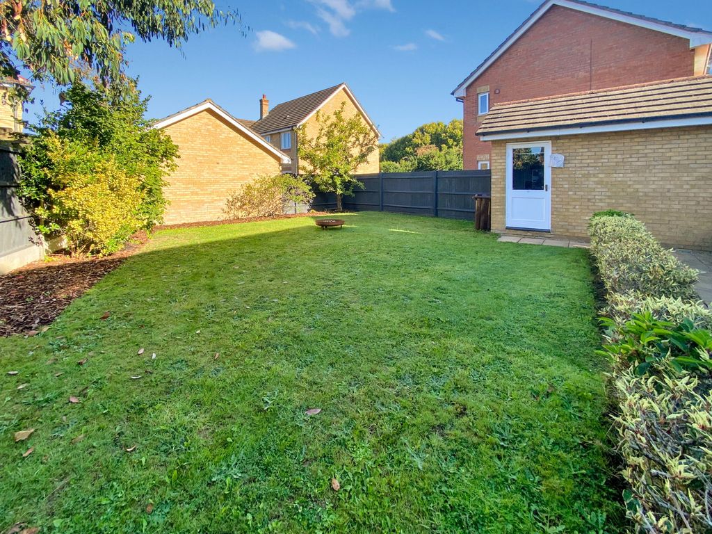 Property photo 2 of 20