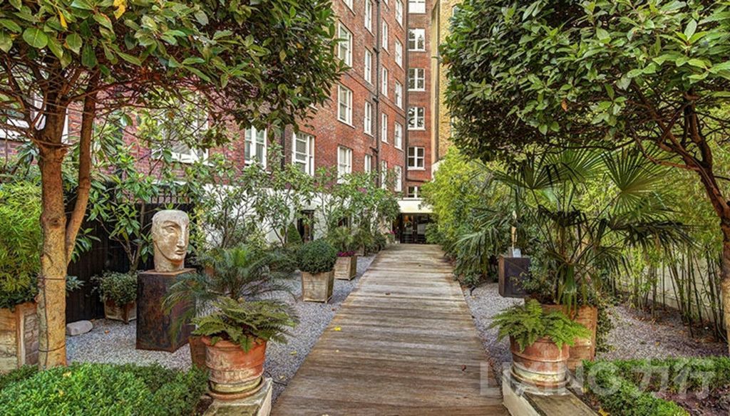 Property photo 3 of 5