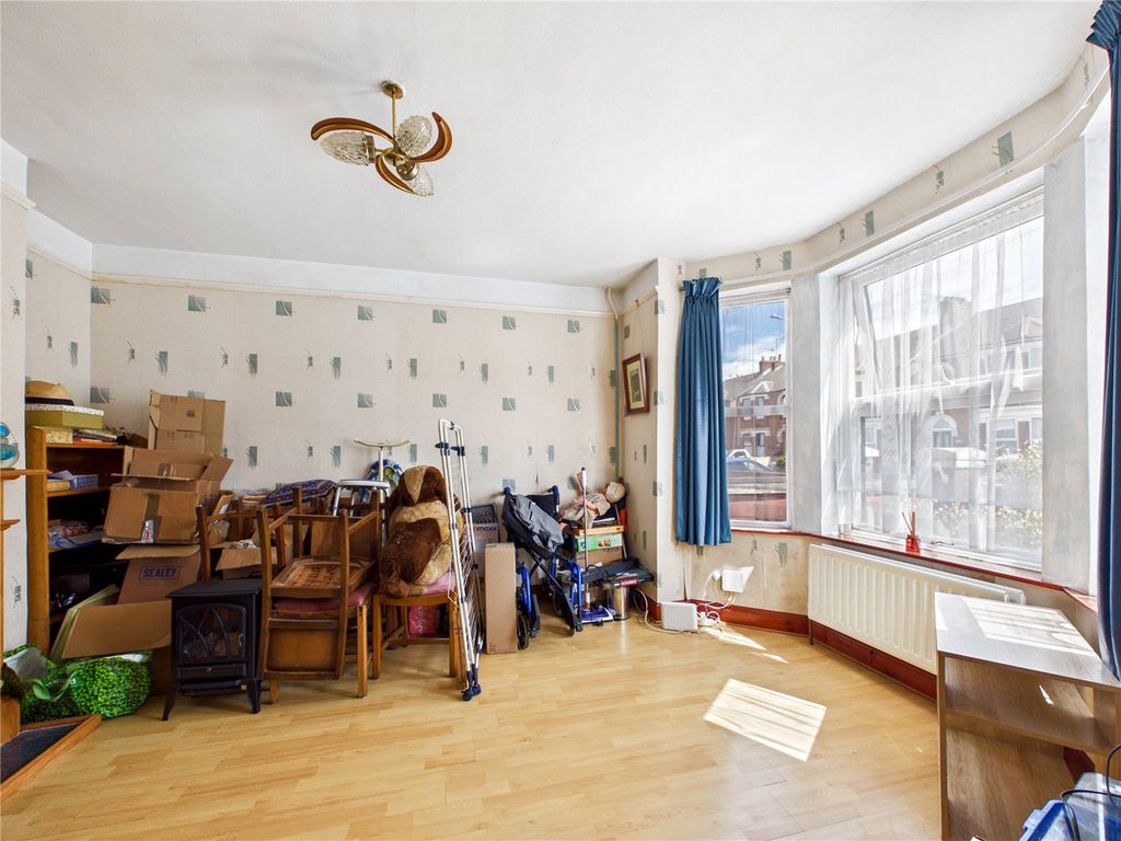 Property photo 3 of 10 Picture No. 03