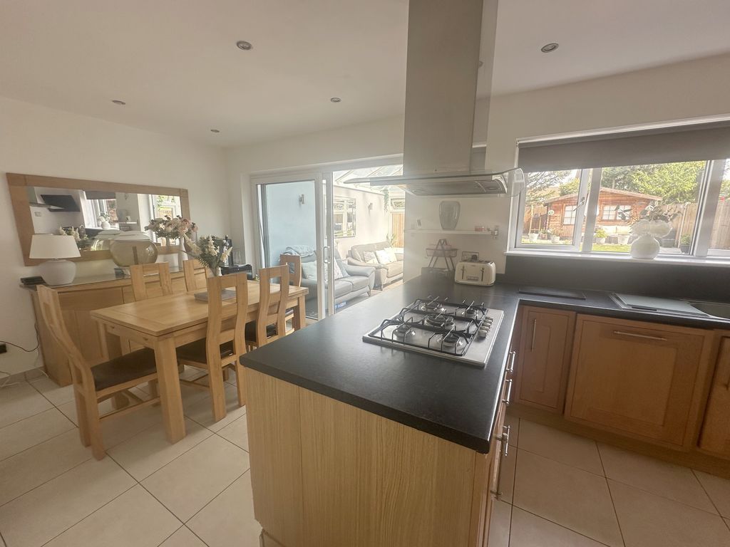 Property photo 2 of 18 Kitchen/Dining Room 