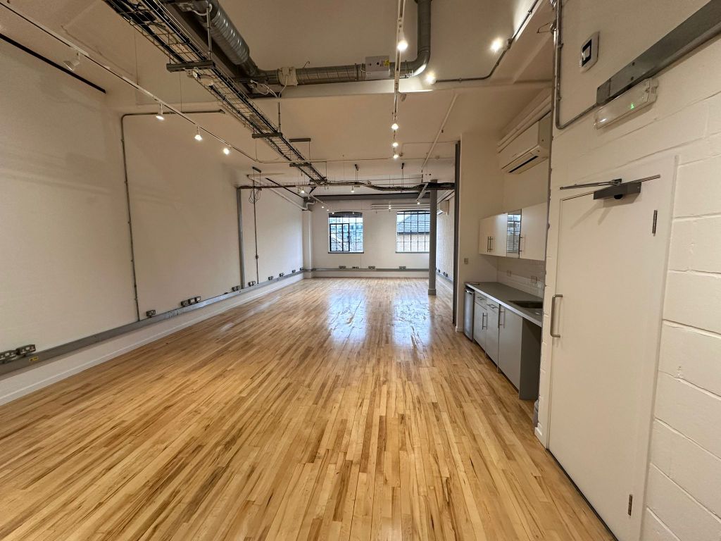 Property photo 2 of 12