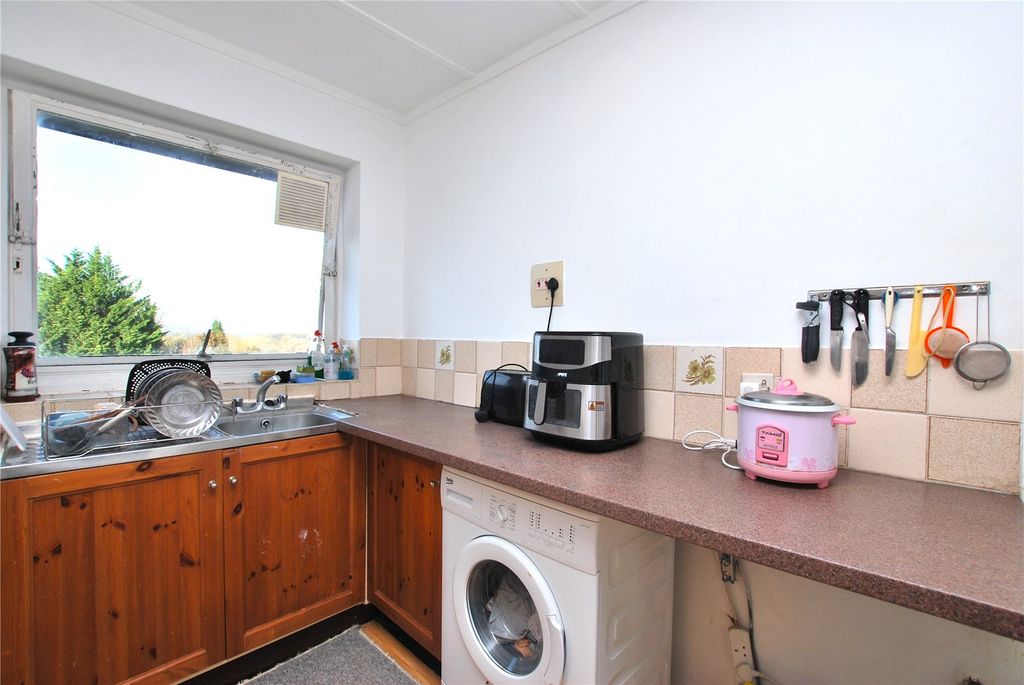 Property photo 3 of 6 Picture No. 05