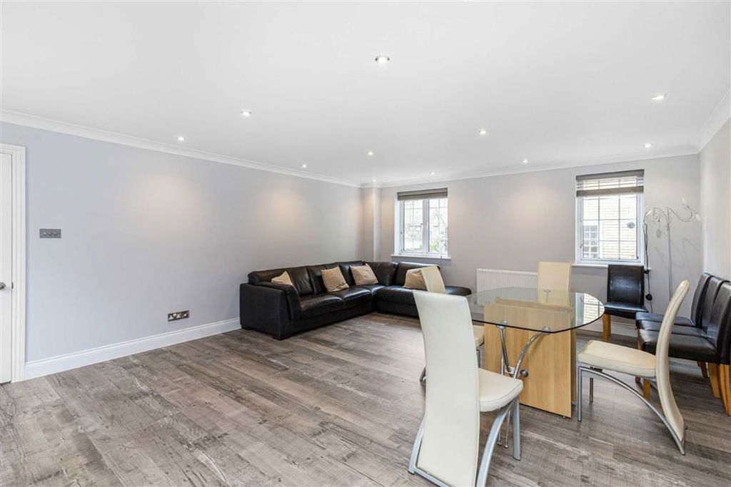 Property photo 3 of 7