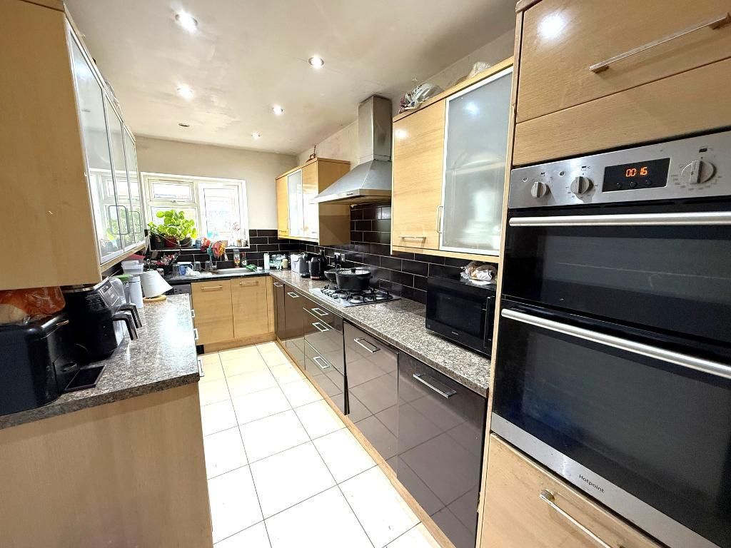 Property photo 2 of 9 Photo 2