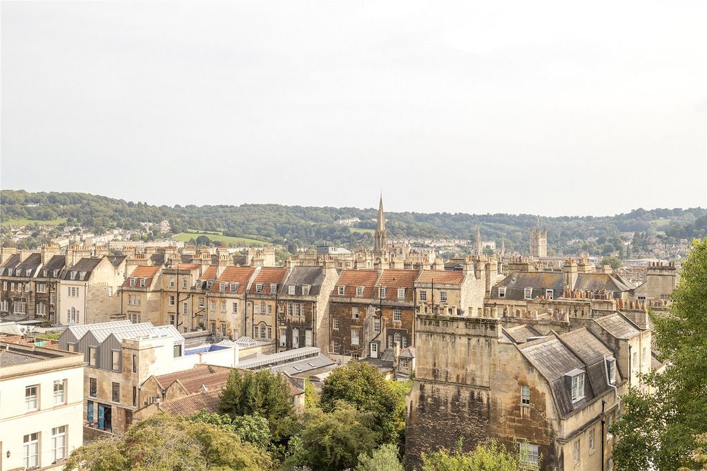 Additional image 12 of 3 bed flat for saleThe Circus, Bath, Somerset BA1