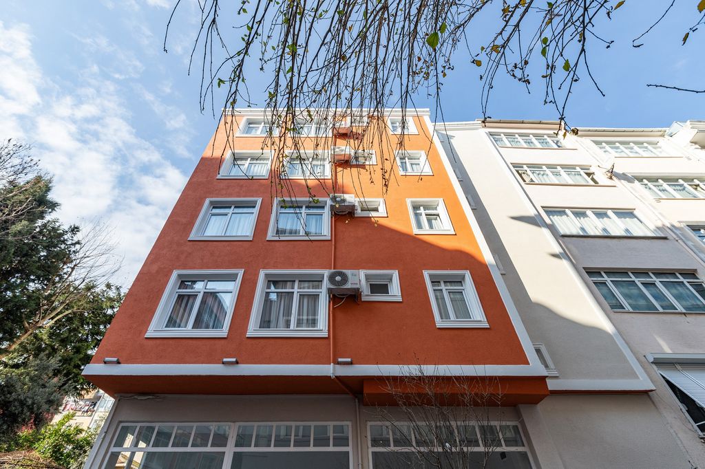 Property photo 3 of 15 Istanbul Investment Property For Sale In Fatih - 4 Studio Apartments