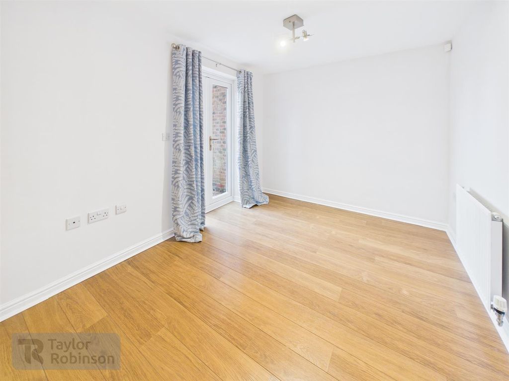 Property photo 3 of 10 Cam02600G0-Pr0866-Still002.Jpg