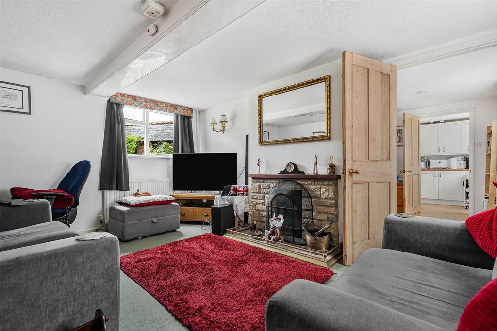 Property photo 2 of 18 10_81088.Jpg