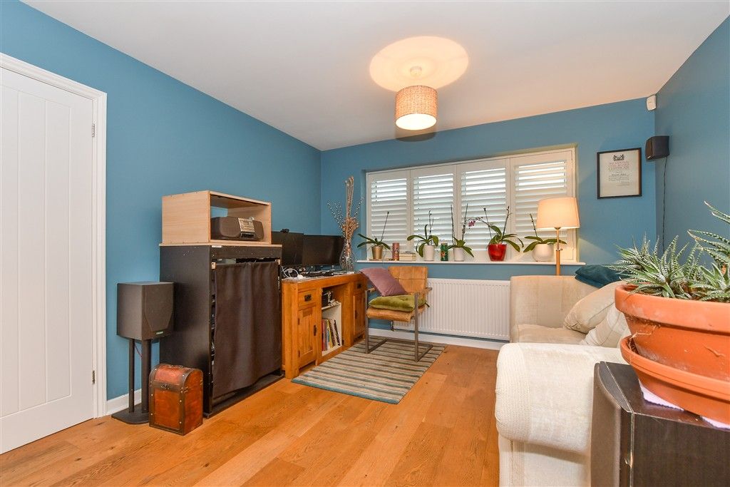 Property photo 3 of 19 Lounge Area