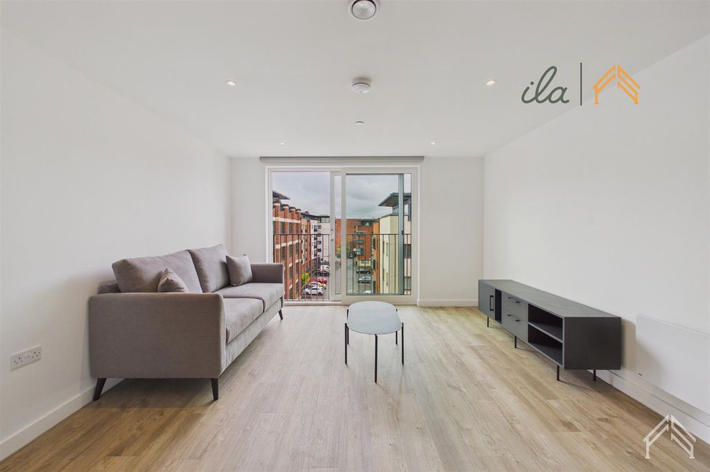 Property photo 1 of 14 1.Png
