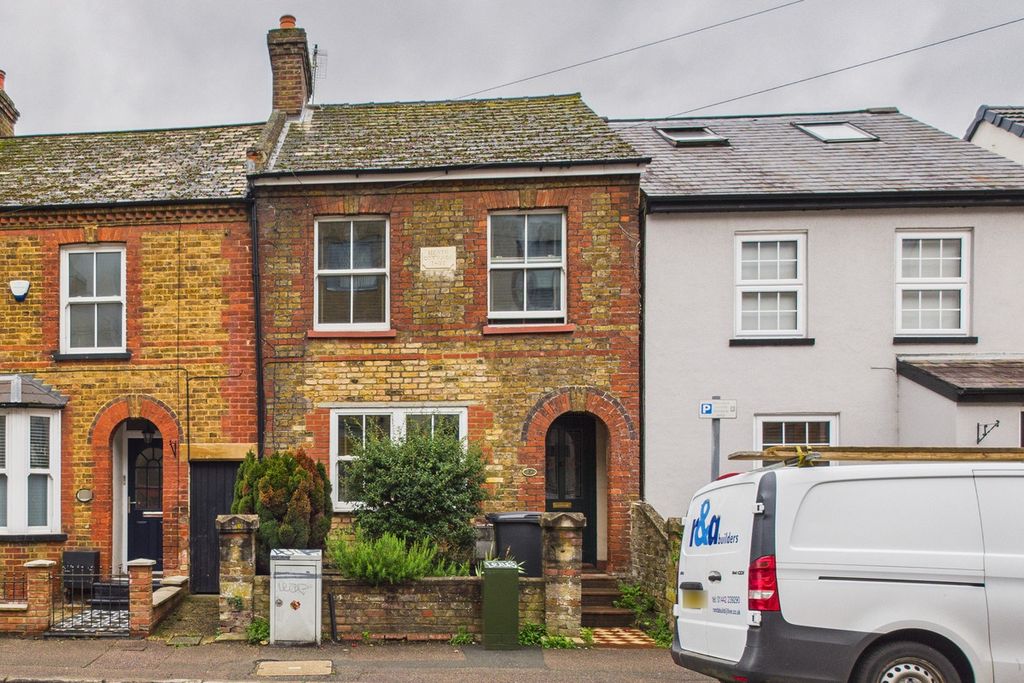 Property photo 1 of 13
