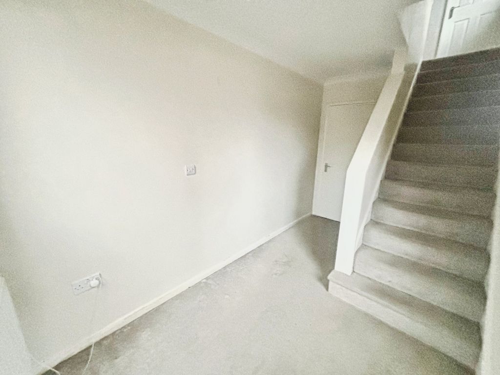 Property photo 2 of 20 Picture No. 31