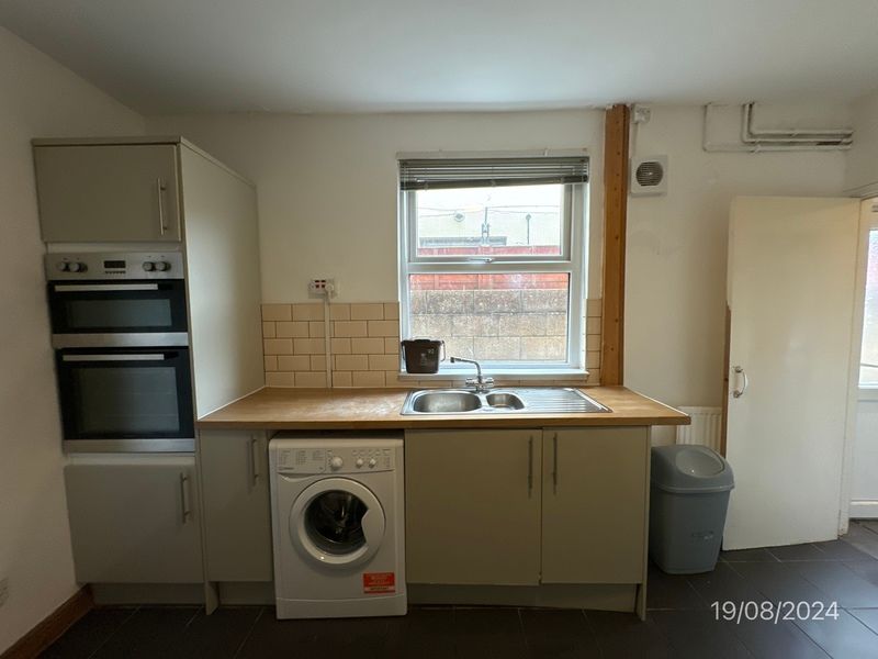 Property photo 2 of 21 1491_Img_3056908_4_A6