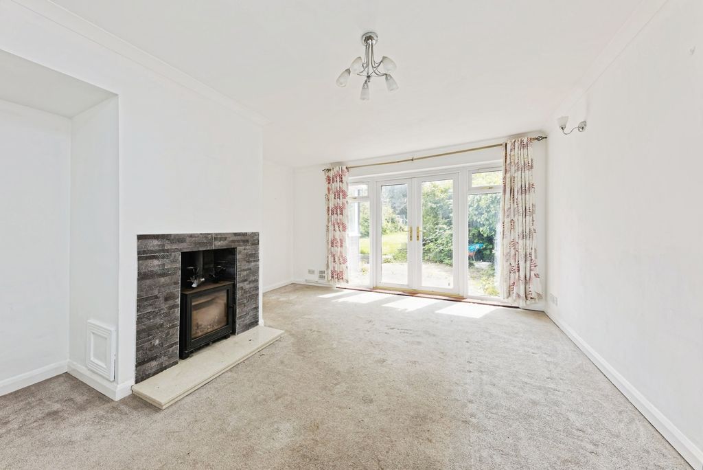 Property photo 2 of 22 Pbox-Img.Jpg