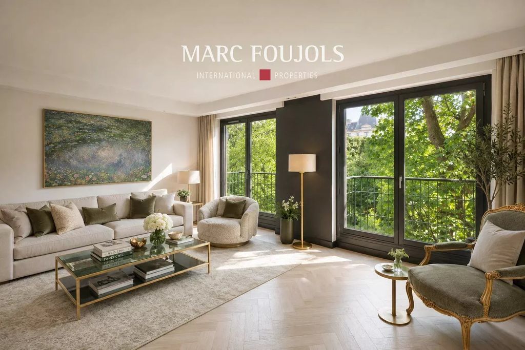 Property photo 1 of 14 Paris XVI Foch - 80 m² Renovated Apartment With Balconies