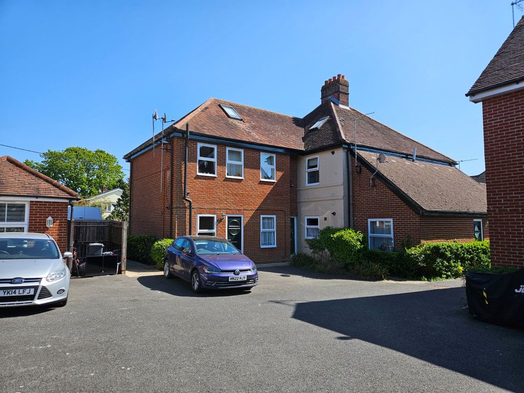 Property photo 3 of 4 Picture No. 05