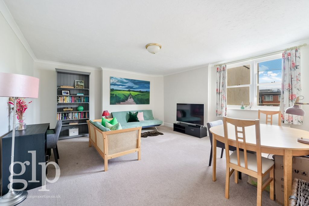 Property photo 1 of 12 4424340