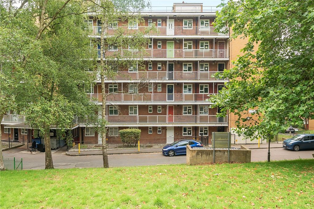 Property photo 2 of 19 Picture No. 04