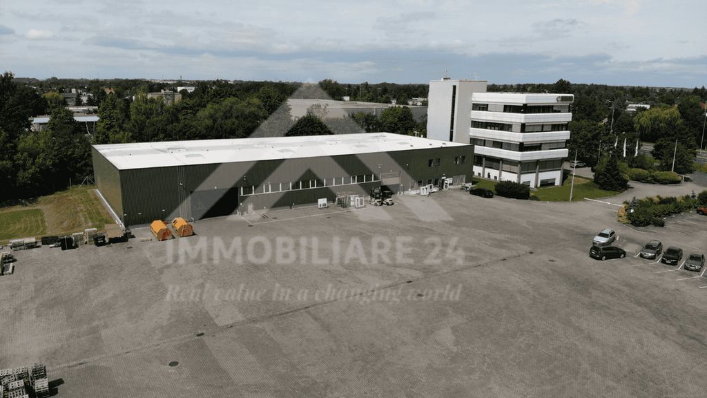 Property photo 3 of 12