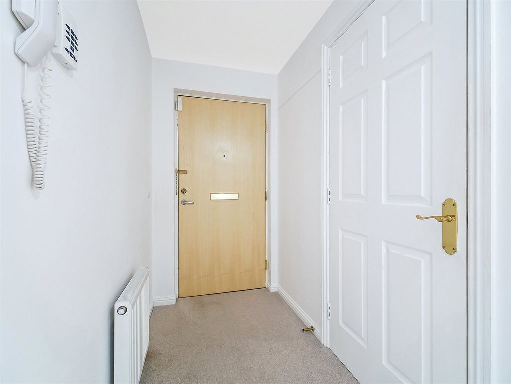 Property photo 2 of 21 Picture No. 02