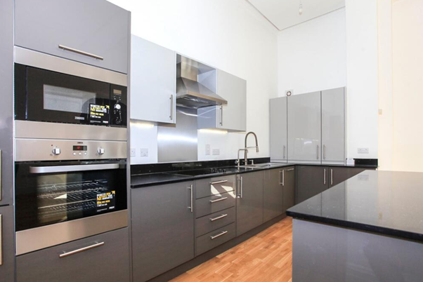 Property photo 2 of 12 Kitchen