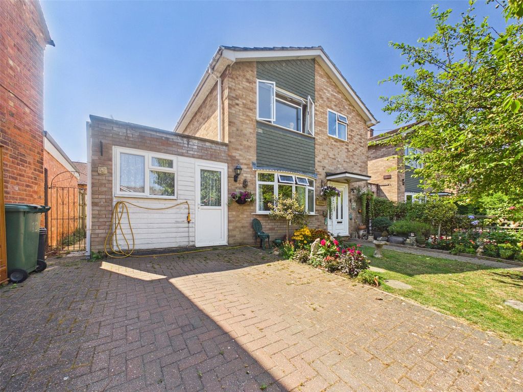 Property photo 1 of 17 Picture No. 04