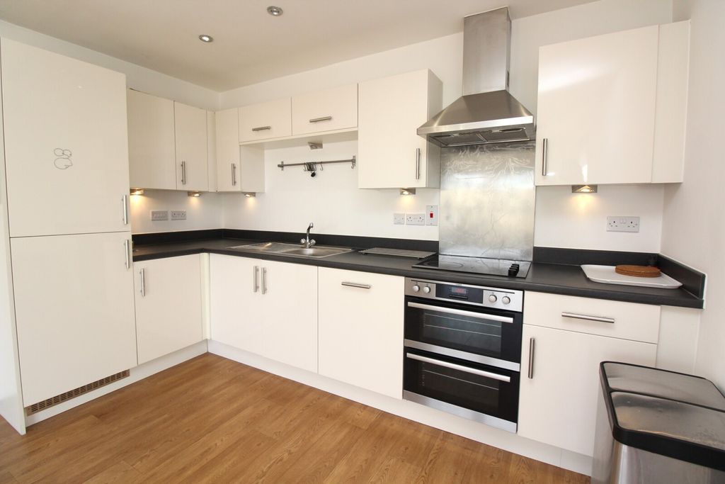 Property photo 2 of 15 Kitchen
