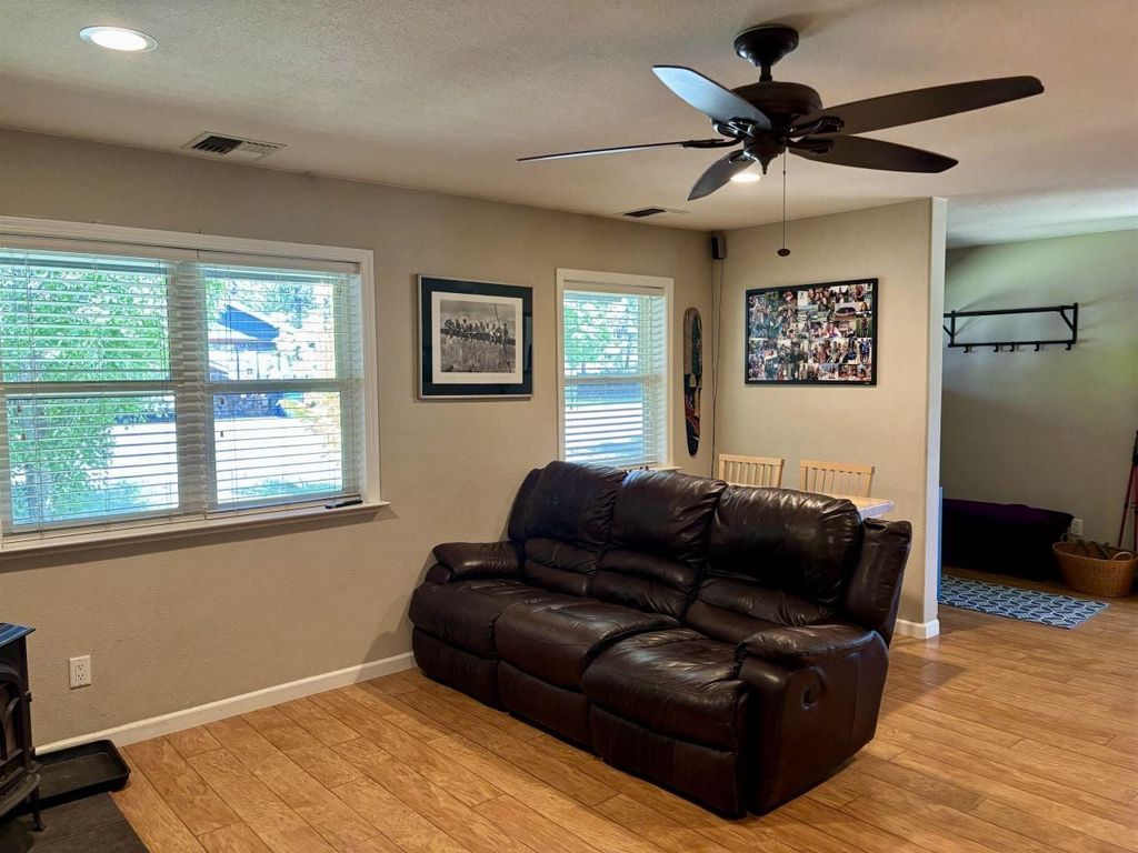 Property photo 3 of 20 <Alttext/>