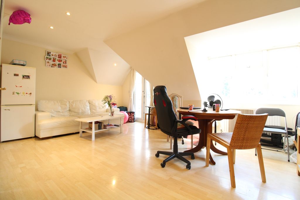 Property photo 2 of 5 Img_5821