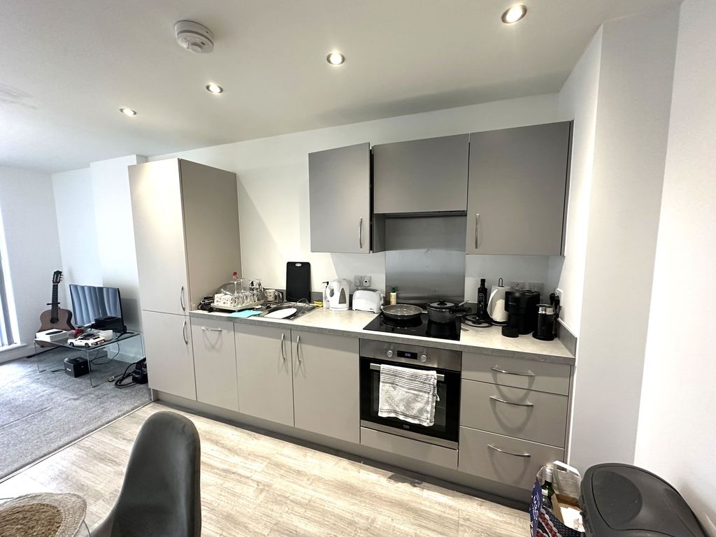 Property photo 3 of 13 519Adelphiwharfimage00028.Jpg