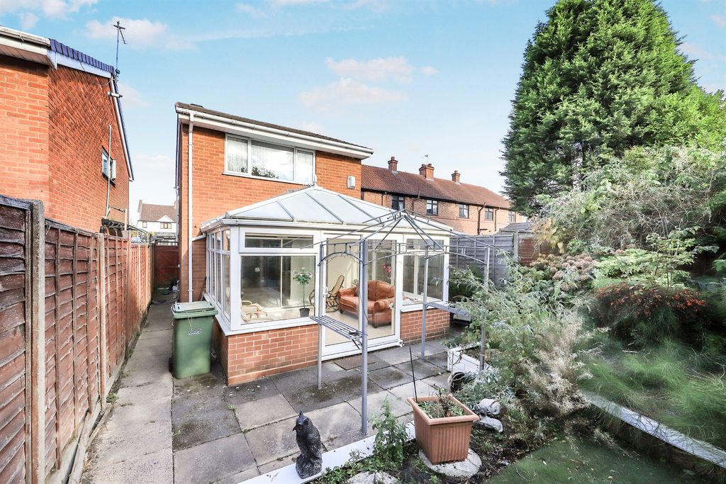 Property photo 2 of 15