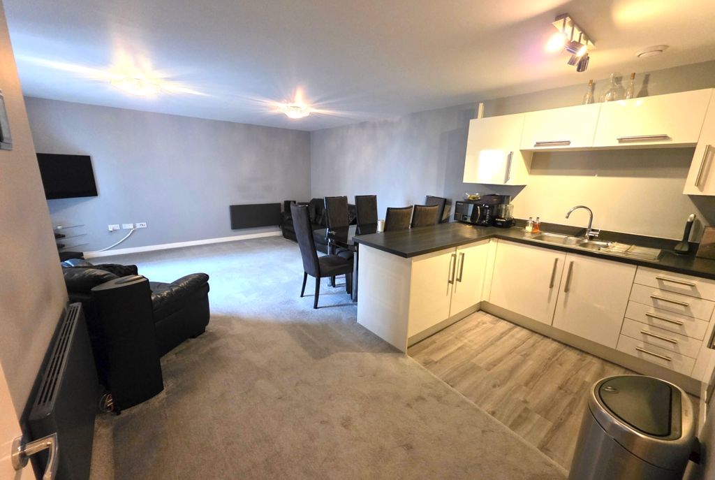 Property photo 1 of 25