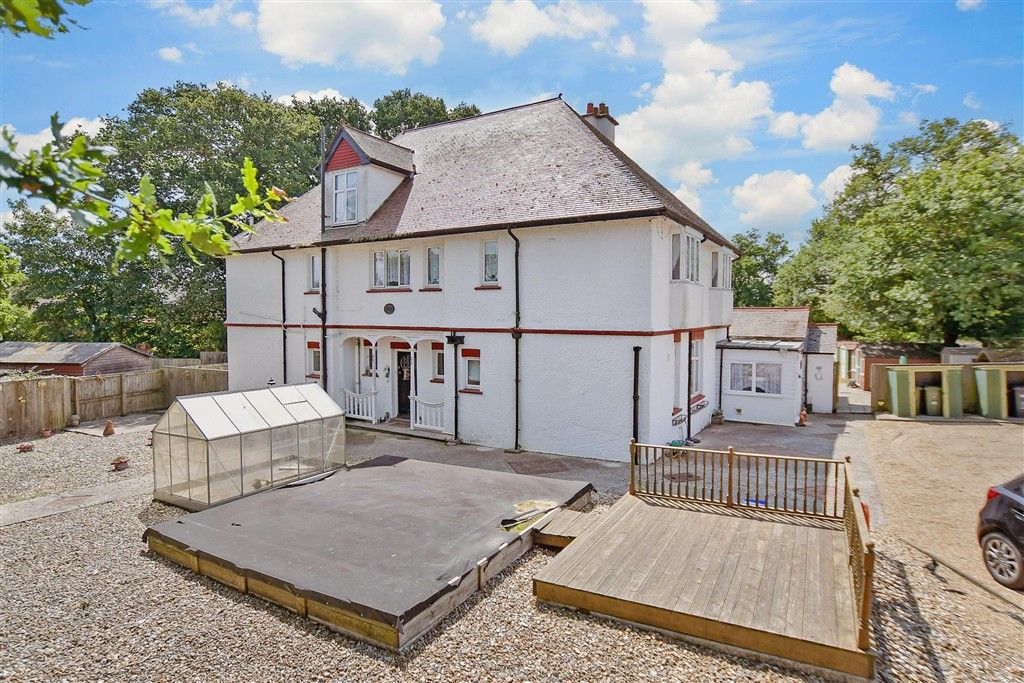 Property photo 1 of 14 External (Web)