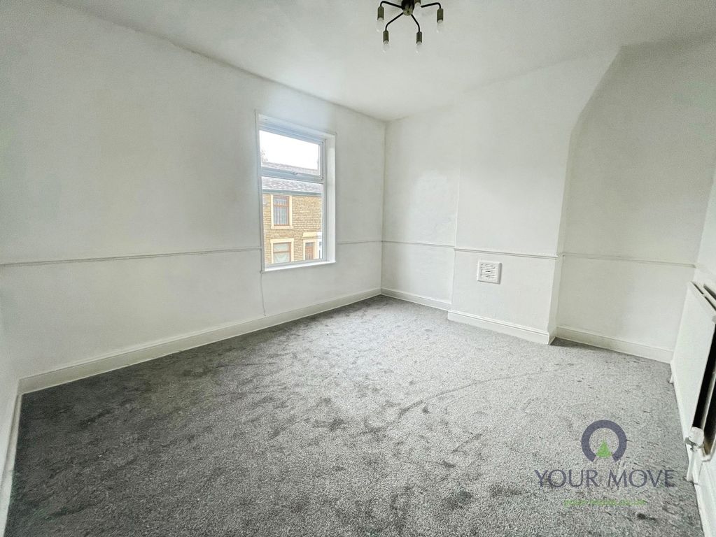 Property photo 3 of 11 Pbox-Img.Jpg