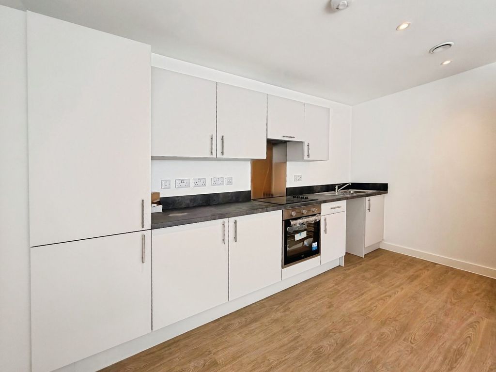 Property photo 2 of 12 Picture No. 06