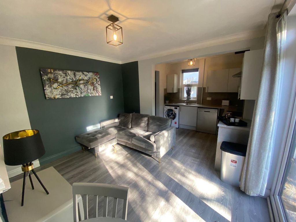 Property photo 1 of 11 Picture No. 06