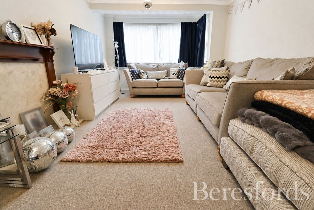Property photo 2 of 35 Picture No. 04