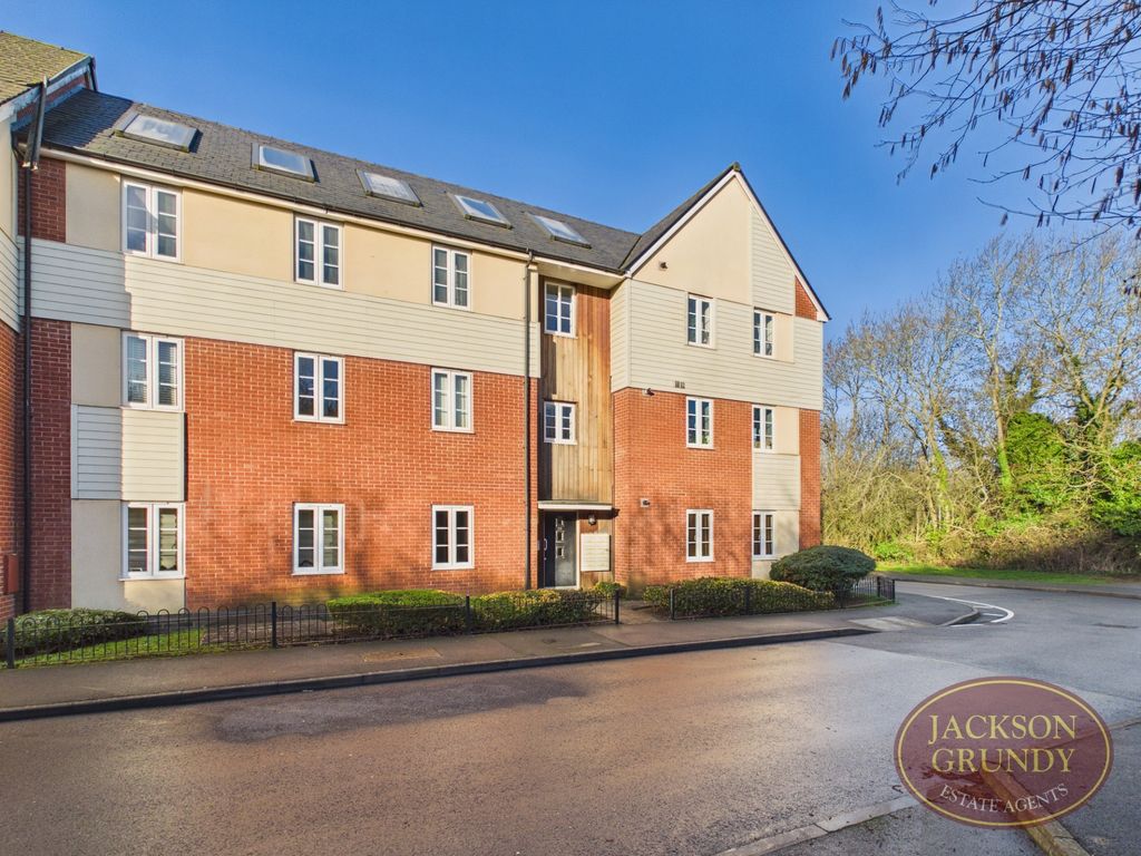 Property photo 1 of 14 Narrowboat Lane