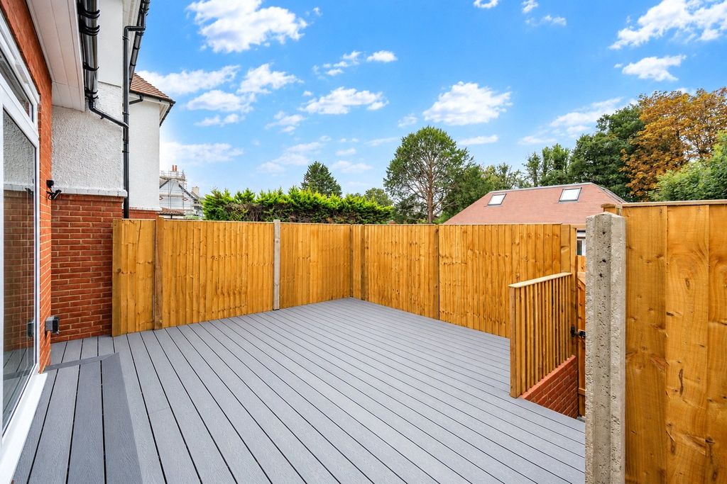 Property photo 3 of 10 Picture No. 01