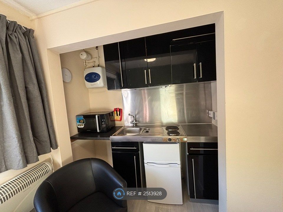 Property photo 2 of 3