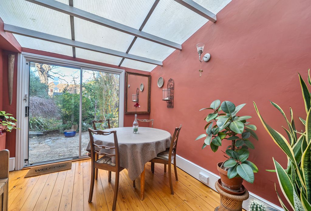 Property photo 2 of 15 1387044-7-6939835...